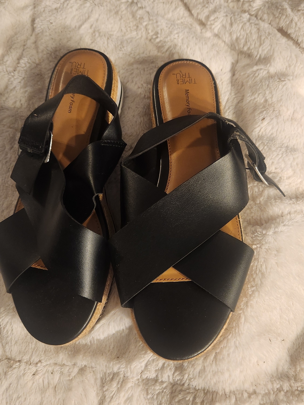 Time and Tru Black Crisscross Slide Sandals with Buckle GUC